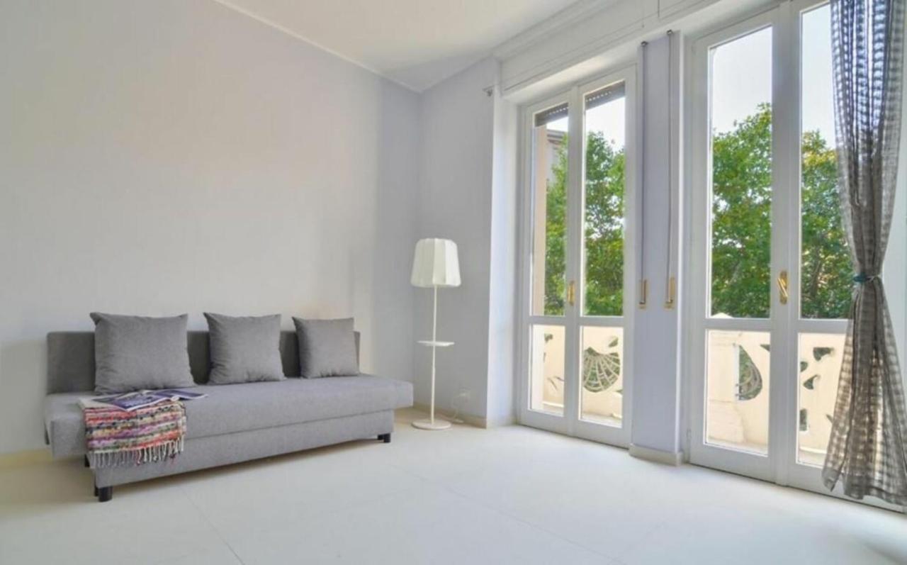 Bacone Liberty Olimpia Apartment Milan Luaran gambar